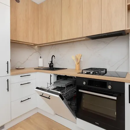 Centrum Stylowy & Nowoczesny By Renters 公寓 *