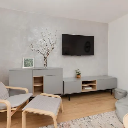 Centrum Stylowy & Nowoczesny By Renters 公寓 *